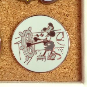 Disney pin
